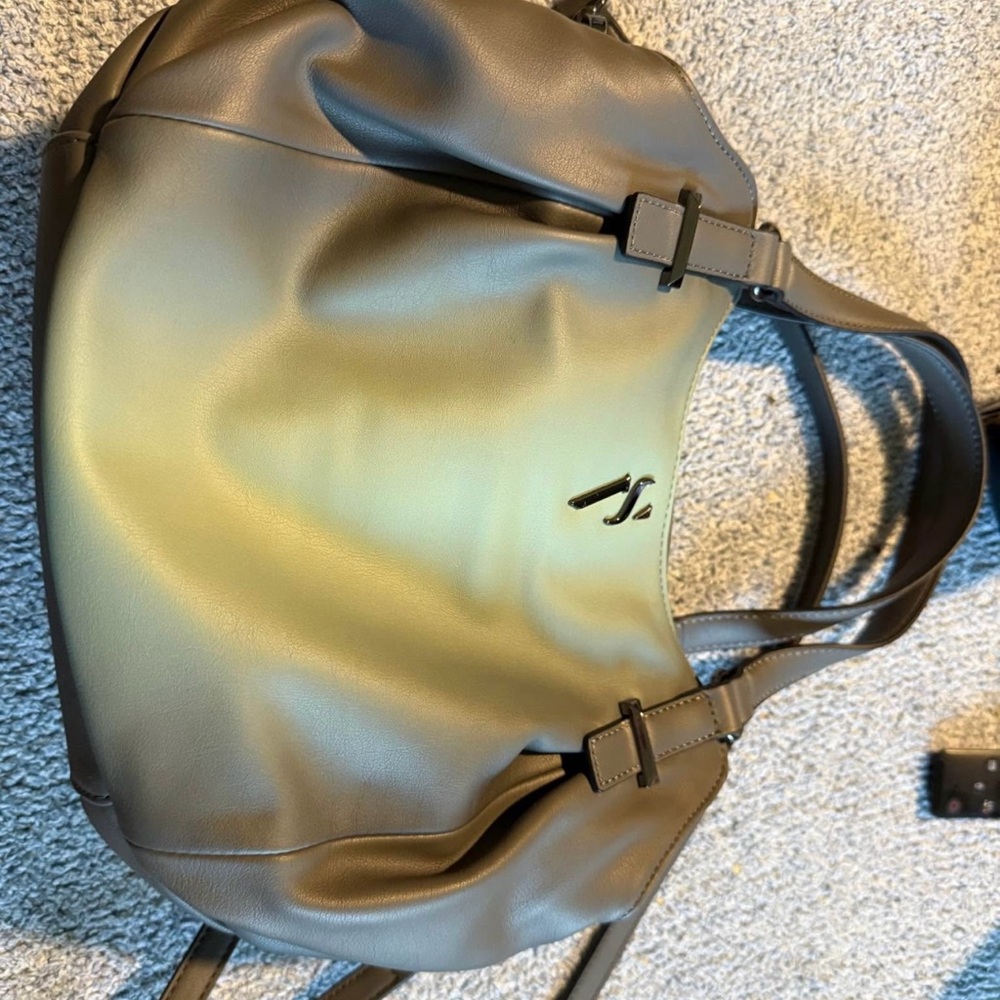 Stylish Black & Green Bag